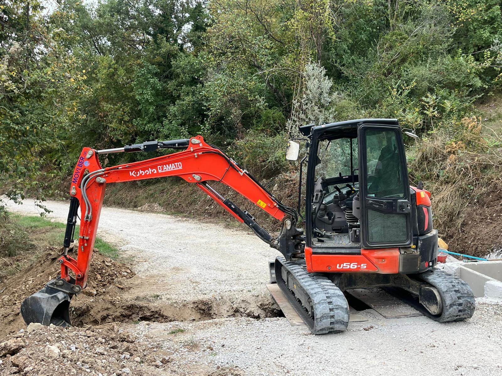 Escavatore-Kubota-56